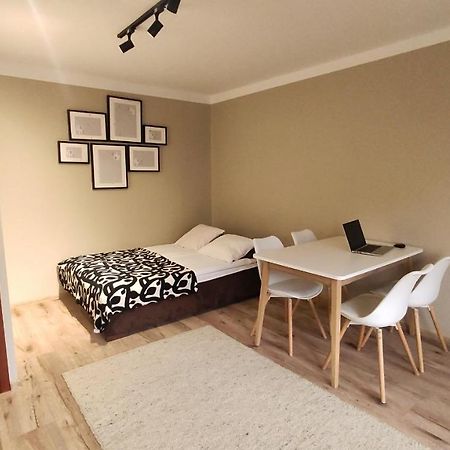 Studio, Krakow - Czyzyny Exteriér fotografie